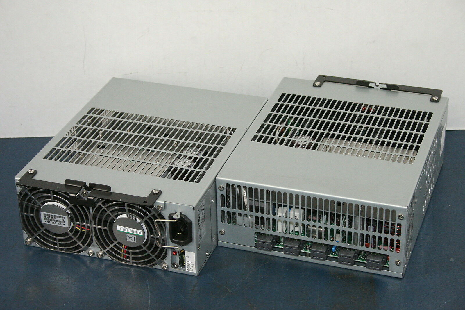 HITACHI Shindengen Electric HS0550 12.05V 45.2A Power Supply 200-240VAC Input Used A