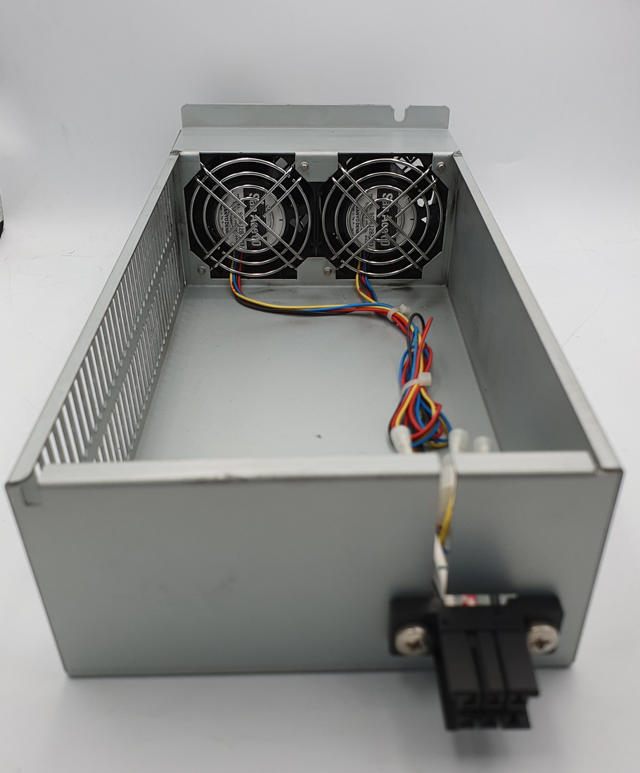 HITACHI  Prometheus HDS USP V HP XP20000 XP24000 fan 5529238 A 5529237 A Used A