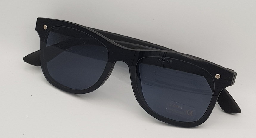 Lux Lenses UK SunGlasses Model 70011 Black Wayfarer Style Plastic