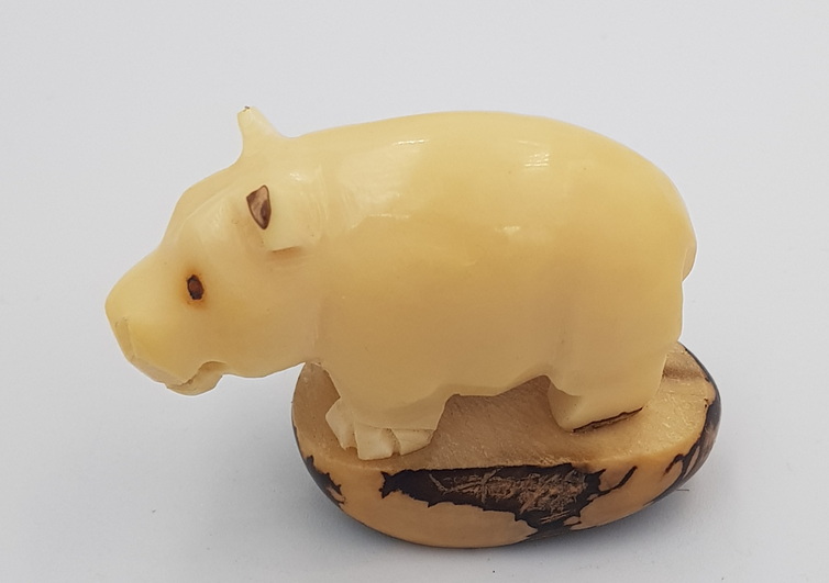 Articiones Hippo Handmade Figurine  Tagua New 4cm 4cm 2.5cm